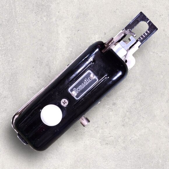 Vintage Domestic Magic Key Buttonhole Worker Attachment Set Templates & Manual - Picture 12 of 16